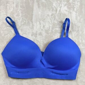 PINK Victoria’s Secret Wear Everywhere Wireless Push-Up Bra Blue 34D